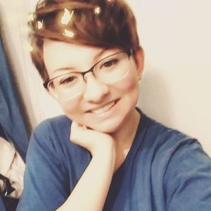 Meet your Posher, Christina